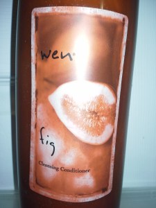 Bottle of Wen fig cleansing conditioner