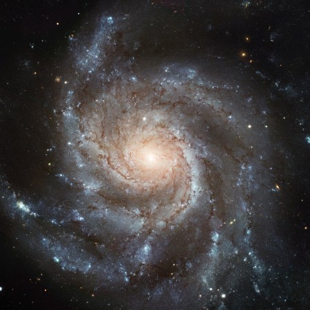 Messier Galaxy by WikiImages on Pixabay at https://pixabay.com/en/messier-101-ngc-5457-galaxy-10995/
