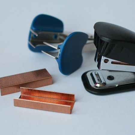 Image of a stapler, staples, and staple remover by PIX1861 on Pixabay at https://pixabay.com/en/stapler-staples-staple-remover-637556/